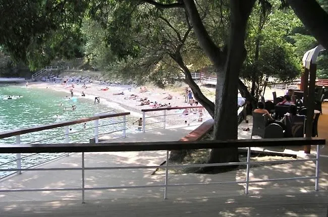Beach Apartment Sarah Lovran Croatia