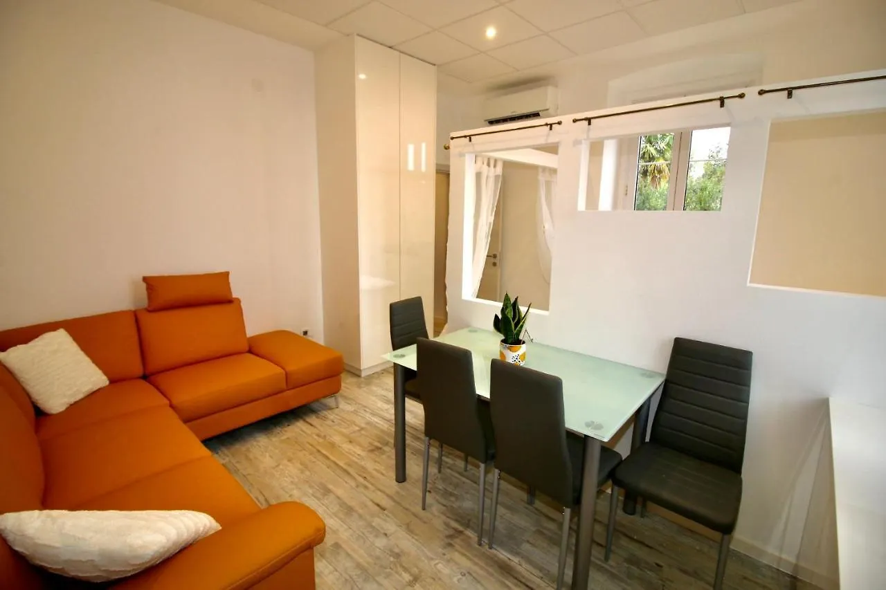Beach Apartment Sarah Lovran 0*,  Croatia